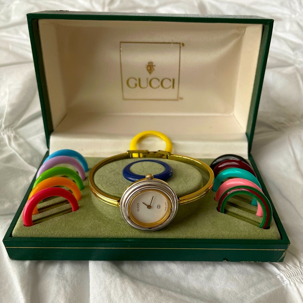 Vintage Gucci Gold Tone Bezel Watch